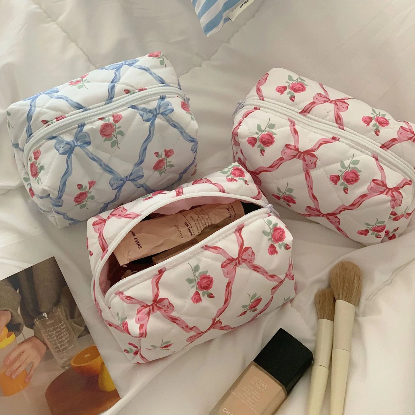 Quilted Flower Storage Makeup Bag